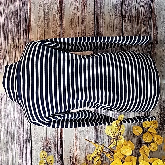 NWOT LANDS' END RIBBED NAVY AND WHITE STRIPED LONG SLEEVE TURTLENECK - Picture 4 of 10